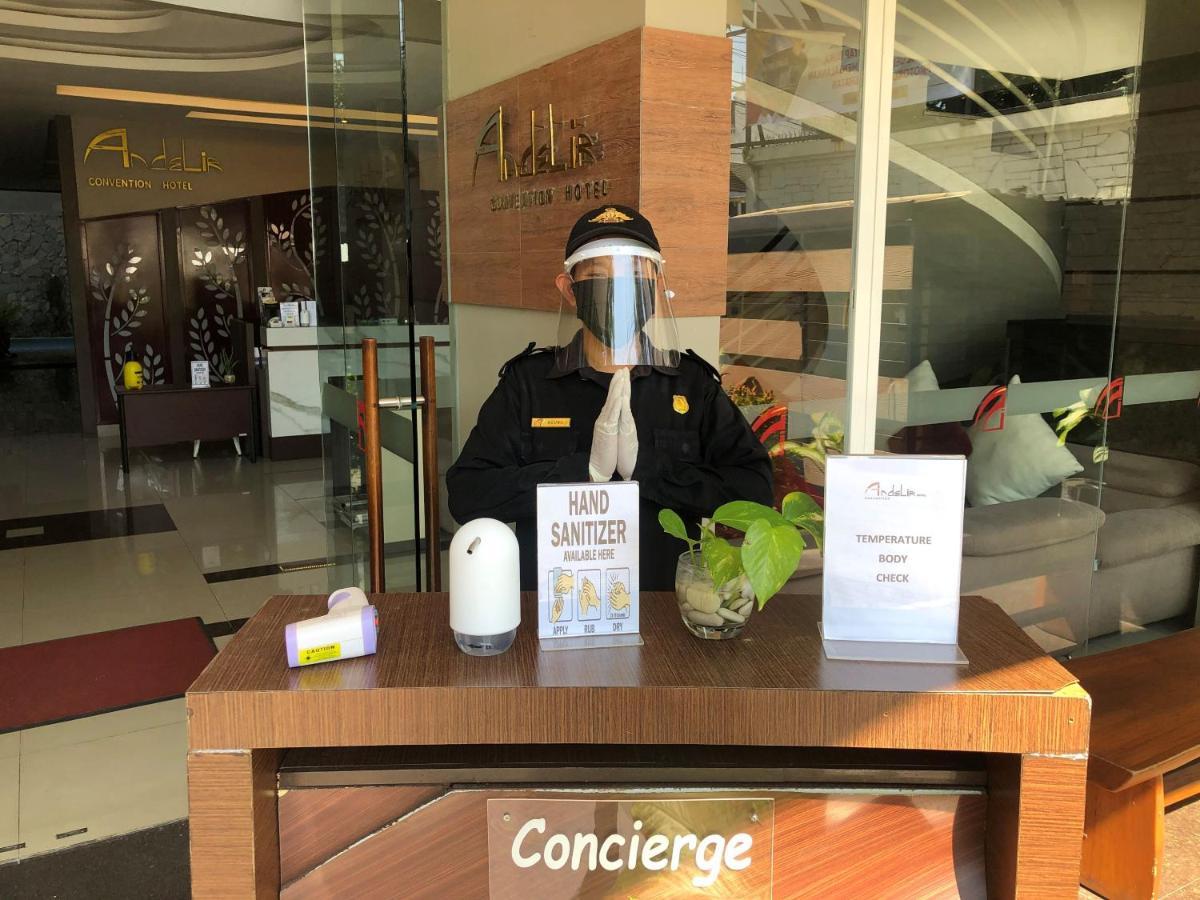 Andelir Hotel Simpang Lima Semarang Zewnętrze zdjęcie