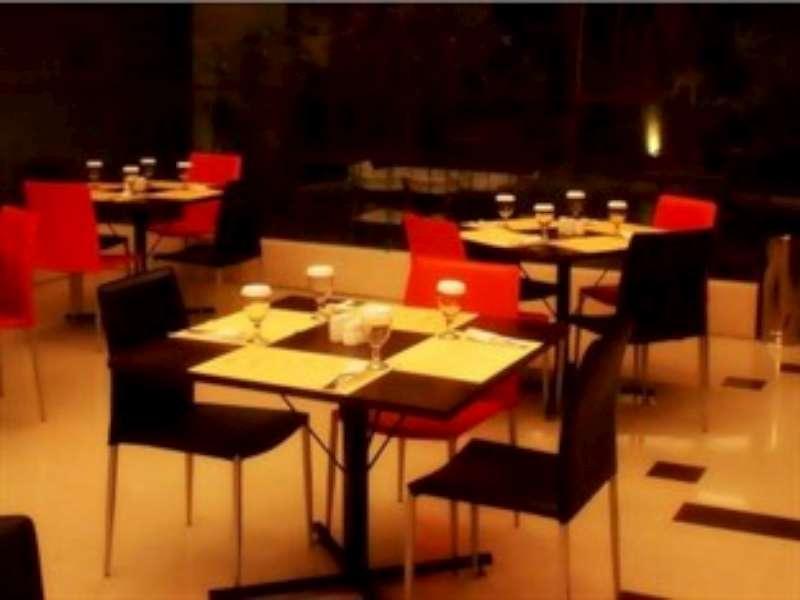 Andelir Hotel Simpang Lima Semarang Zewnętrze zdjęcie